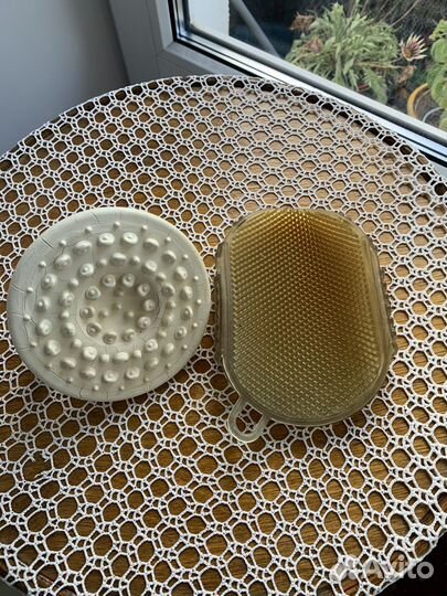 Массажная антицеллюлитная щетка для тела