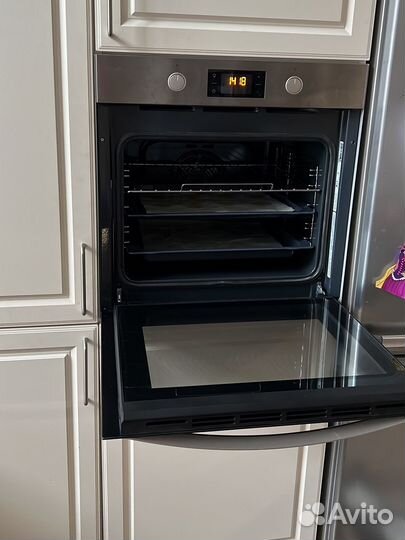 Встраиваемый духовой шкаф Indesit 5844