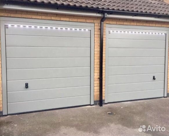 Секционные ворота