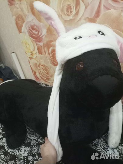 Шапка с двигающимися ушками, зайчик