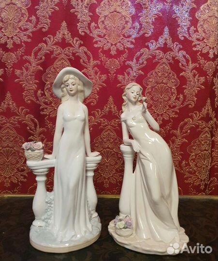 Статуэтки фарфоровые