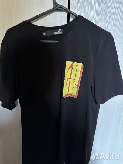 Love moschino футболка