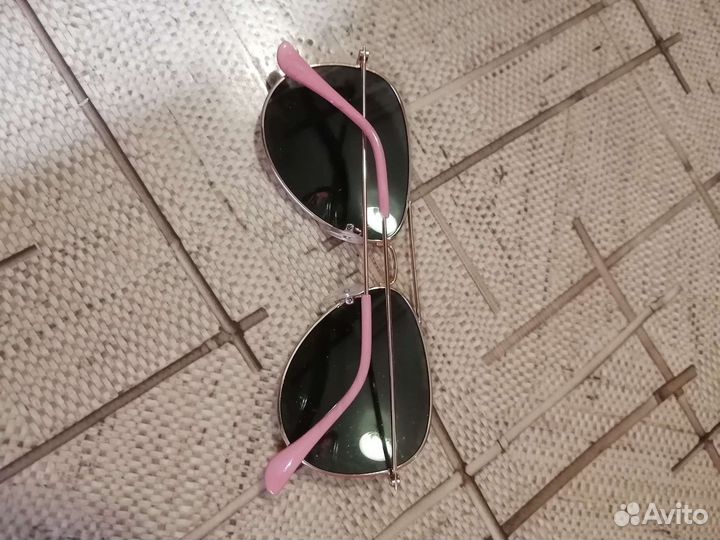 Очки солнцезащитные