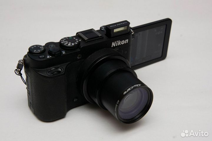 Nikon 7700