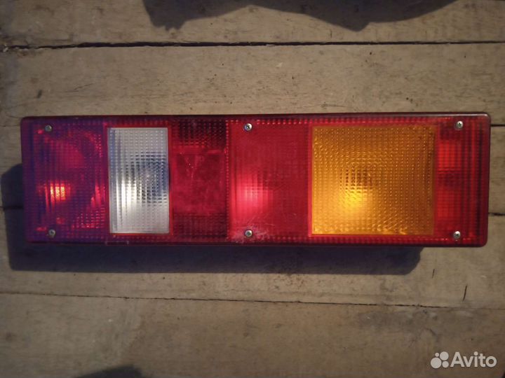 Задние фонари маз