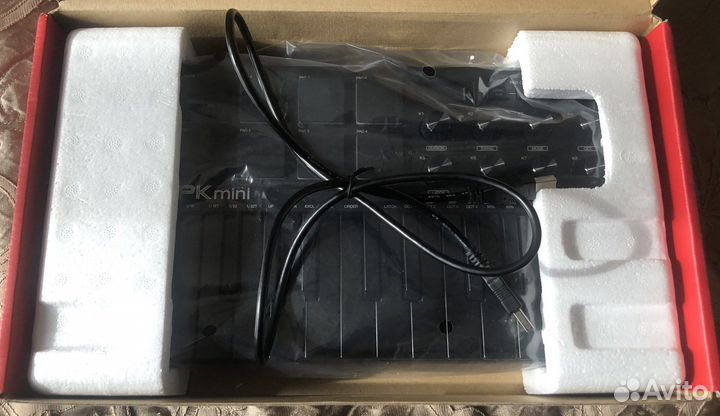 Миди-клавиатура Akai Pro MPK mini Mk3