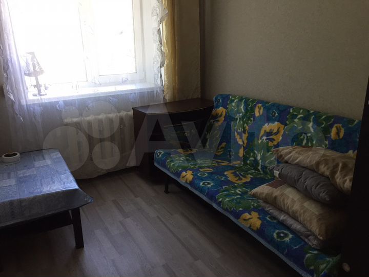 Комната 12 м² в 5-к., 1/4 эт.