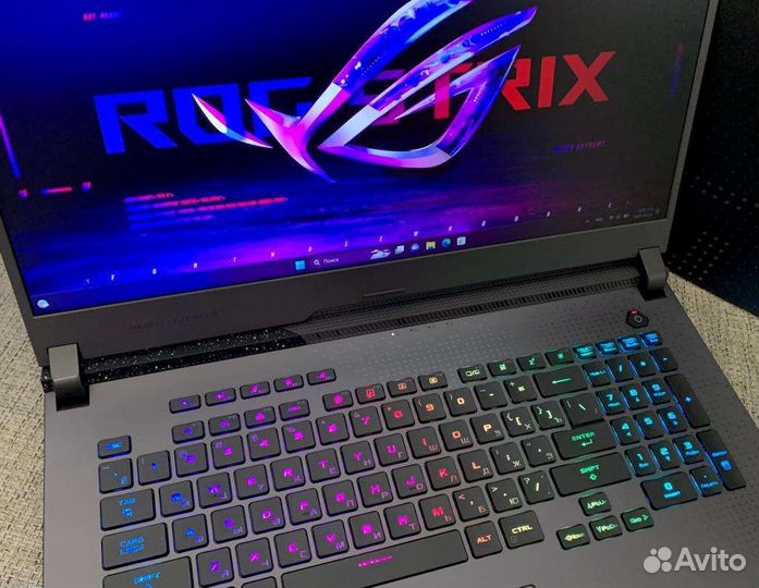 Asus ROG Strix G17 RTX 4070 Ryzen 9 7845HX 2.5K