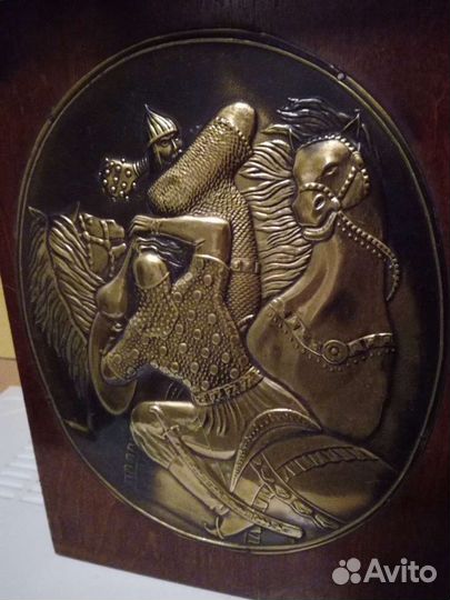 Картина чеканная. Поединок