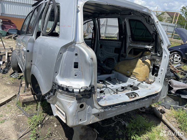 Задняя часть кузова opel zafira b