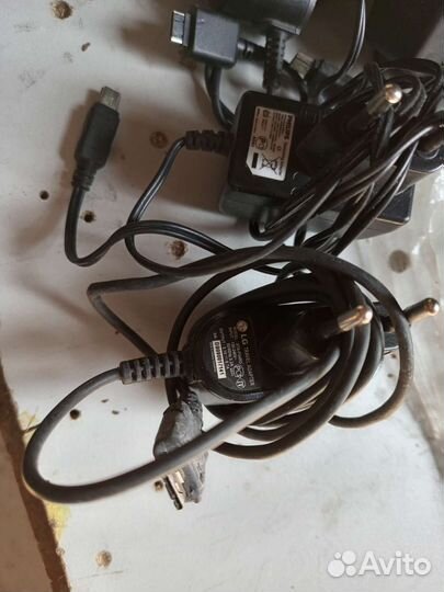 Зарядное устройство для телефона любой за 100