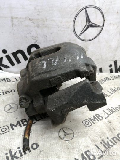 Суппорт передний левый Mercedes Ml W 164