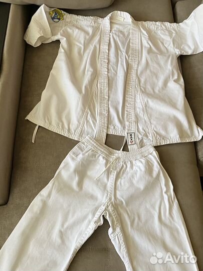 Продам кимоно для каратэ