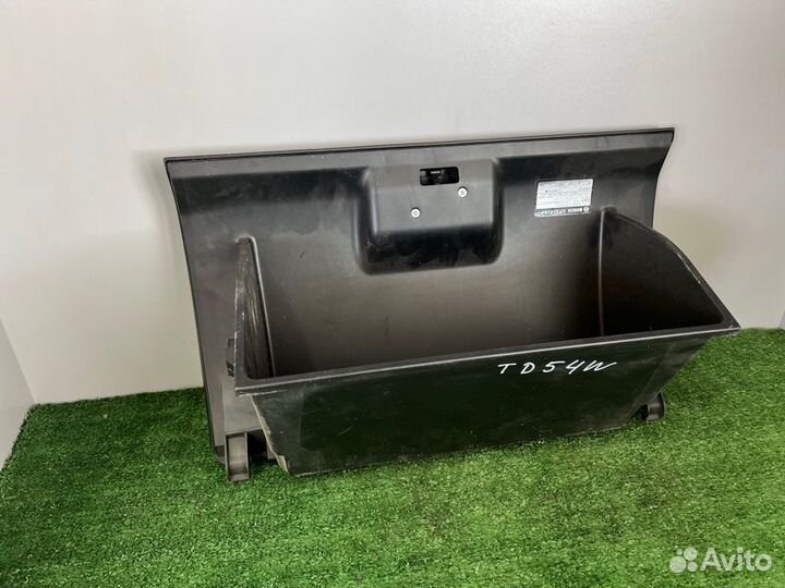 Бардачок Suzuki Escudo TD54W