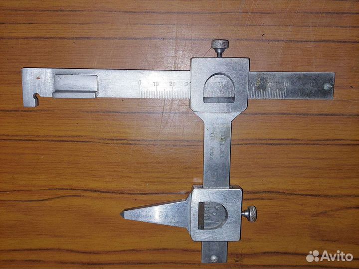 Измерительный шаблон для железной дороги