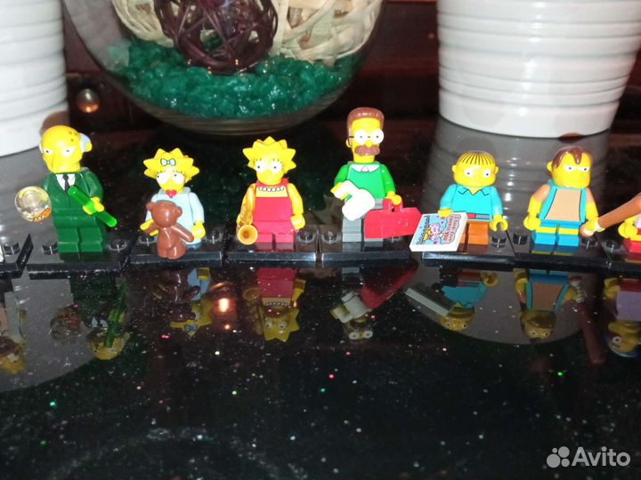 Lego minifigures simpsons