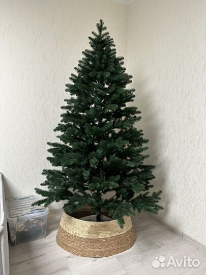 Елка искусственная литая 210см