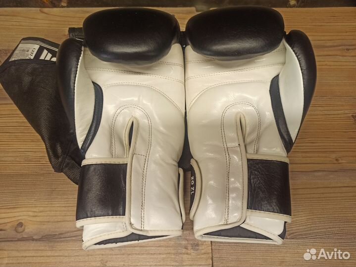 Боксерские перчатки 12 oz clinch