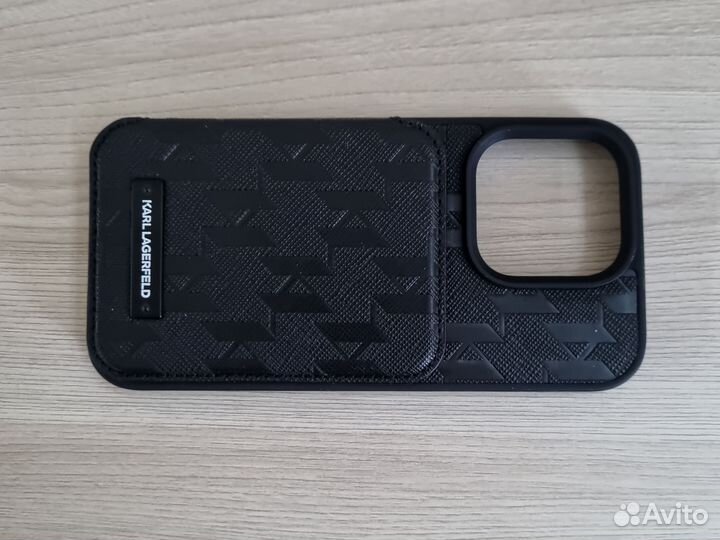 Чехол на iPhone 15 pro Karl lagerfeld