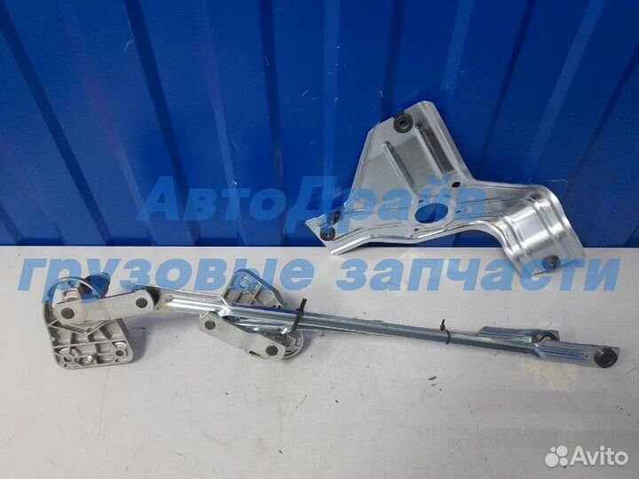 Трапеция стеклоочистителей Мерседес Актрос Мп4 (бе