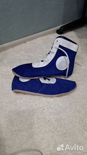 Самбовки - цвет синий размер -43, красные -44р