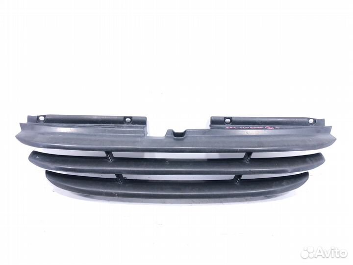 Решетка радиатора передняя Honda Odyssey RB1