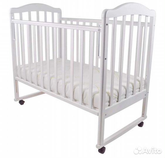 Детская кроватка для детей 0-3 лет с матрацем