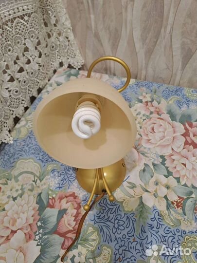 Настенный светильник бра