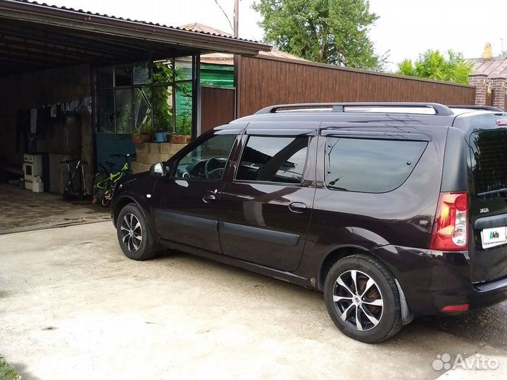LADA Largus 1.6 МТ, 2015, 200 100 км