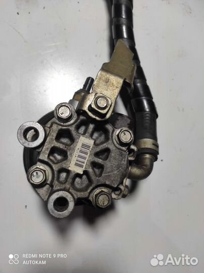 Насос гидроусилителя Toyota Rav 4 2AZ-FE