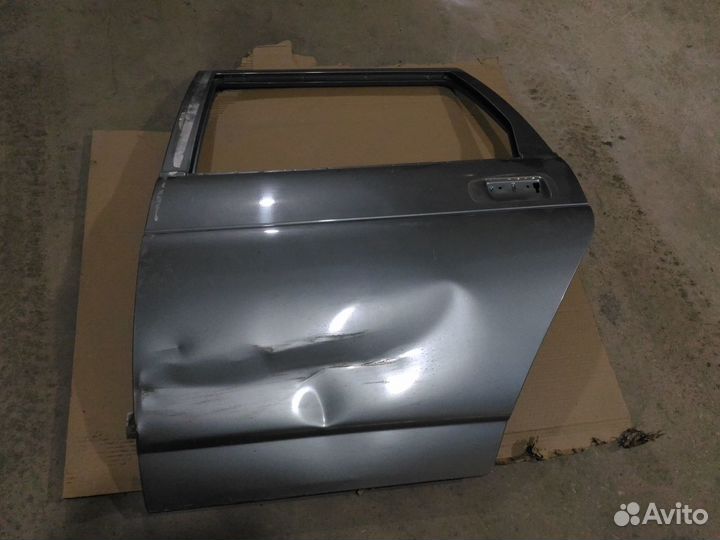 Дверь левая задняя Приора универсал