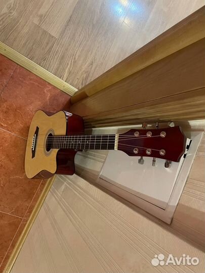 Акустическая гитара