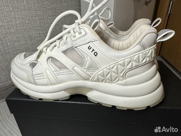 Кроссовки uterque 39 оригинал