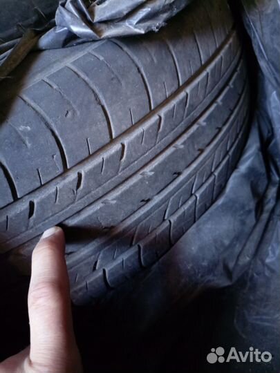 Yokohama dB Decibel E70 215/55 R17 93V