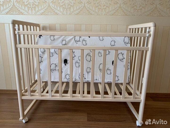 Кроватка детская с ортопедическим матрасом