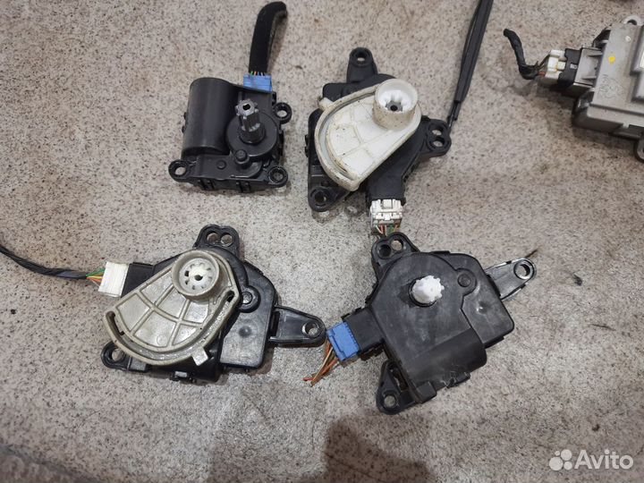 Элементы печки (моторчики) для KIA Optima 3 TF