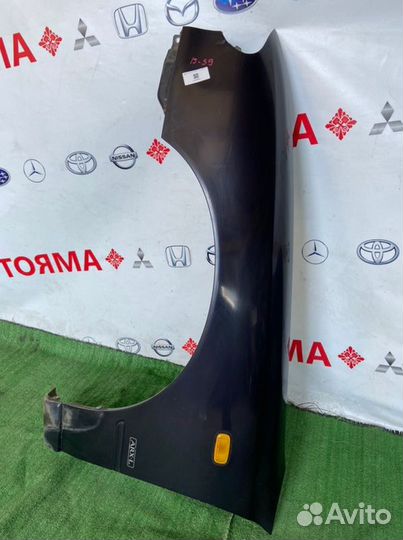 Крыло переднее левое Nissan Bluebird EU13