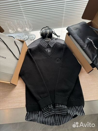 Balenciaga кофта