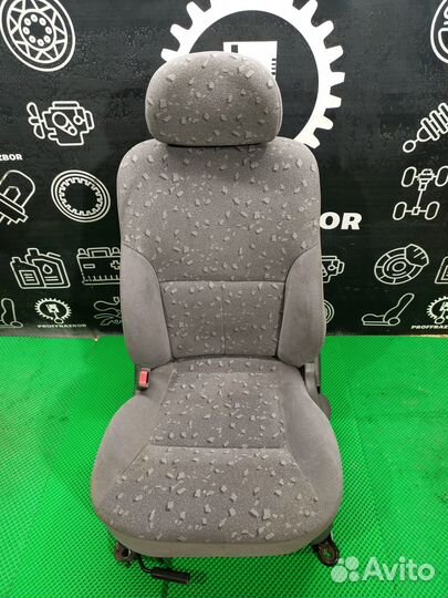 Сиденье водительское kia spectra 2009