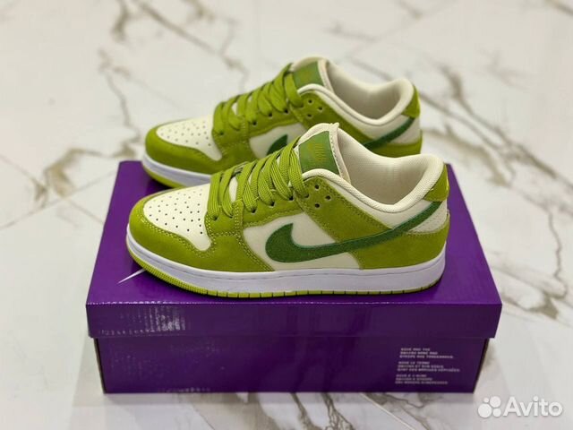 Кроссовки Nike SB Dunk Low