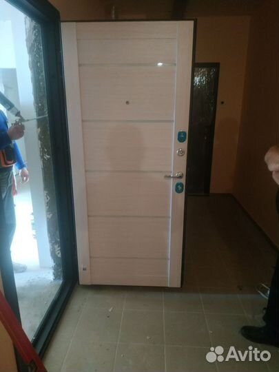 Входная дверь - доставка бесплатно
