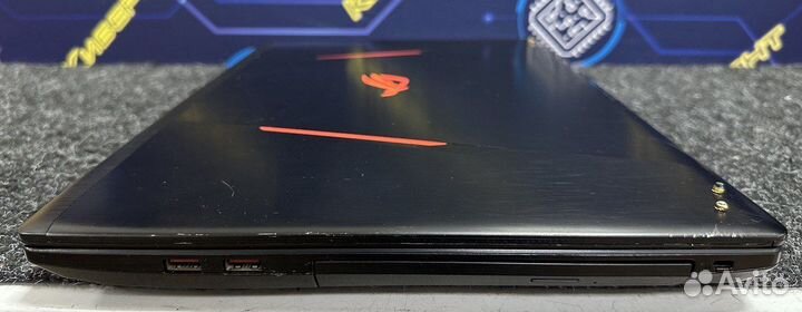 Asus Rog GL753 (i7-7700HQ, GTX 1050TI 4GB)