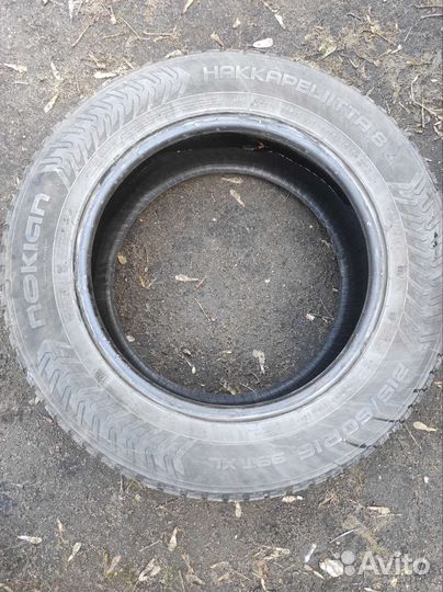 Nokian Tyres Hakkapeliitta 8 215/60 R16