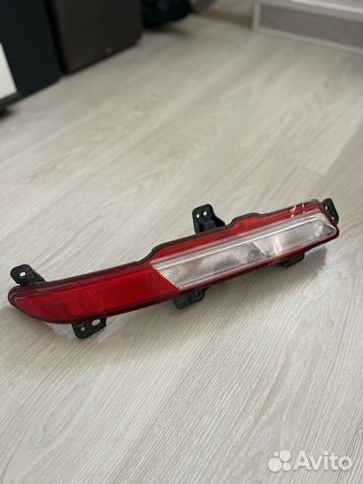 Kia carnival фонарь задний в бампер