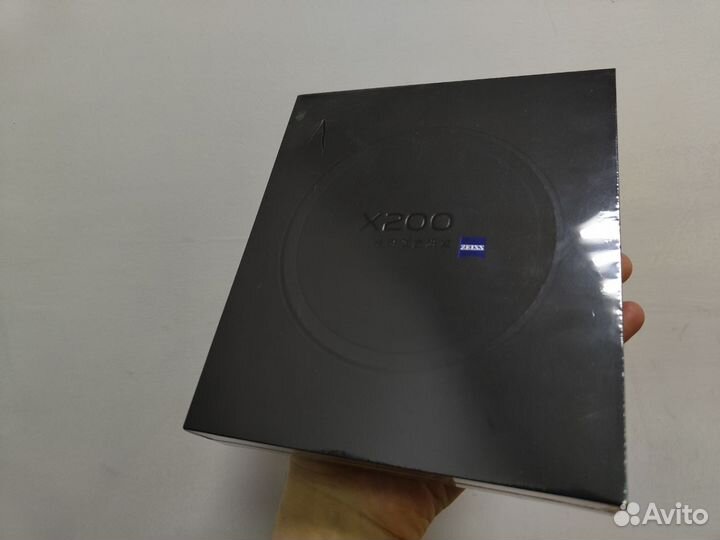 Vivo X200, 16/512 ГБ