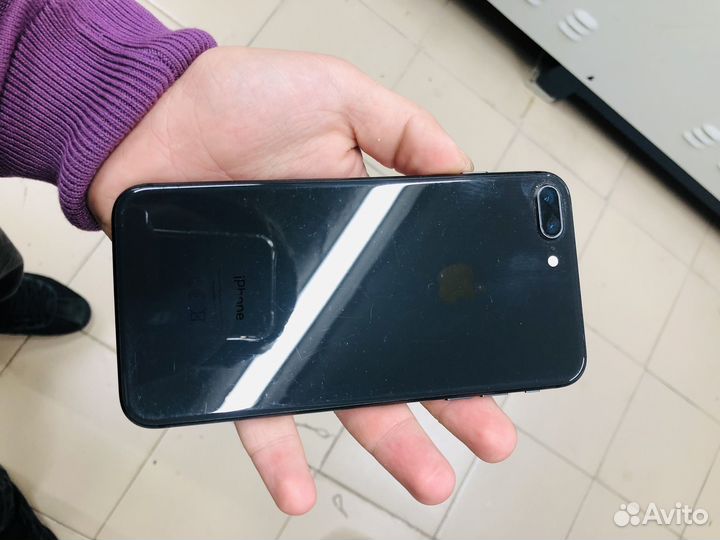 iPhone 8 Plus, 64 ГБ