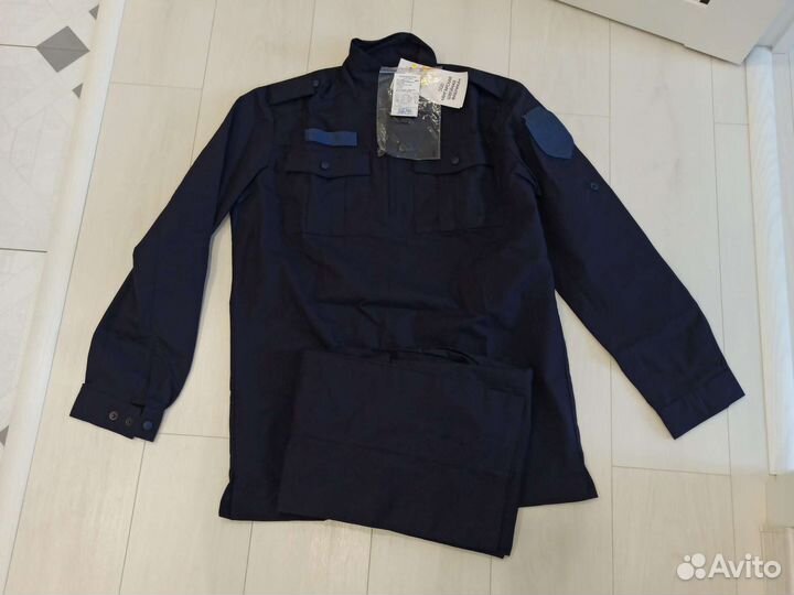 Форма охранника синяя