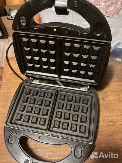 Вафельница redmond