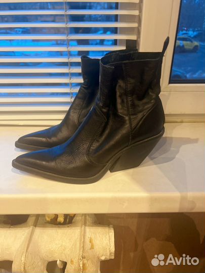 Казаки zara 38