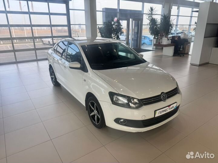 Volkswagen Polo 1.6 AT, 2011, 182 315 км